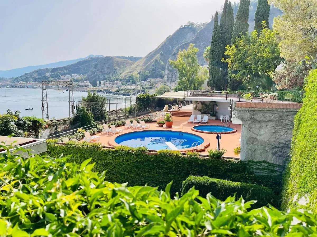 Apartament On The Sea And With Swimming Pool Taormina